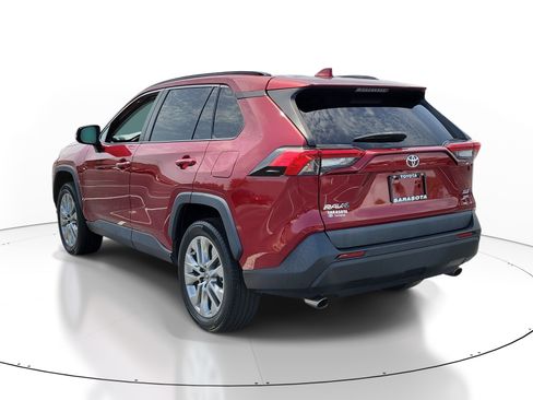 Used 2023 Toyota RAV4 XLE Premium AWD/4WD image 4