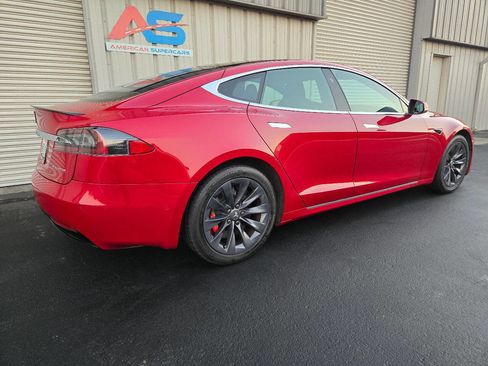 Used 2019 Tesla Model S Performance image 7