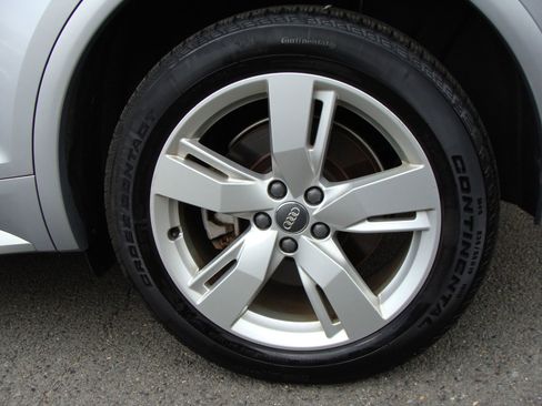 Used 2019 Audi Q5 2.0T Premium w/ Convenience Package image 37