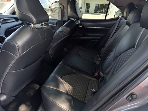 Used 2024 Toyota Camry SE image 25