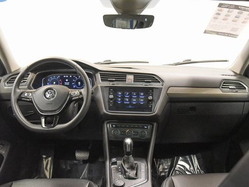 Used 2021 Volkswagen Tiguan SEL image 35