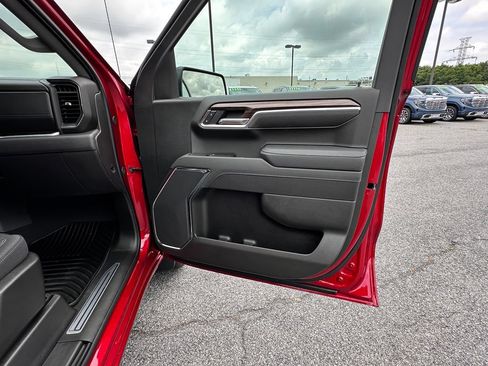Used 2025 Chevrolet Silverado 1500 RST w/ LPO, Dark Essentials Package AWD/4WD image 16