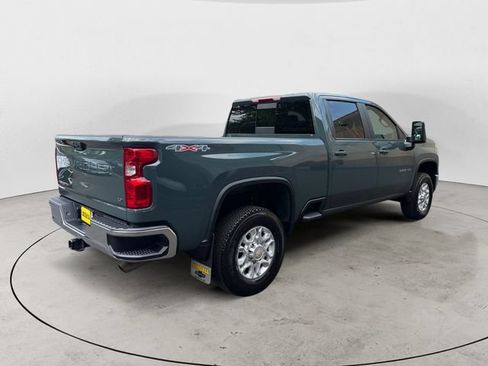 Used 2026 Chevrolet Silverado 3500 LT AWD/4WD image 5