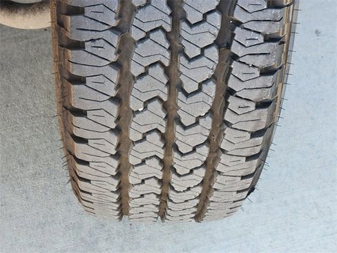 Used 2024 RAM 2500 Laramie w/ Safety Group image 12