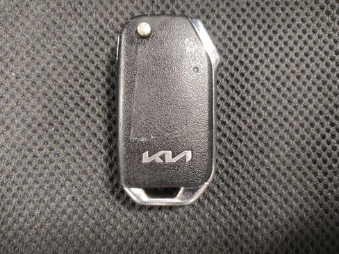 Used 2024 Kia Forte LXS FWD image 32