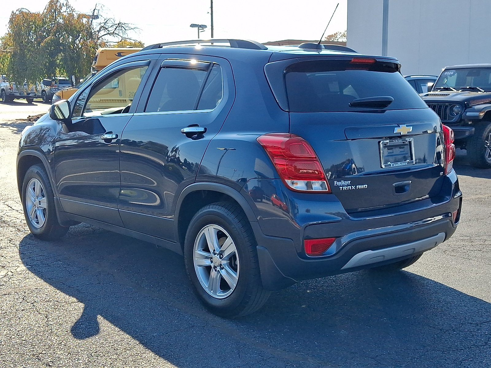Used 2018 Chevrolet Trax LT w/ LT Convenience Package AWD/4WD image 4