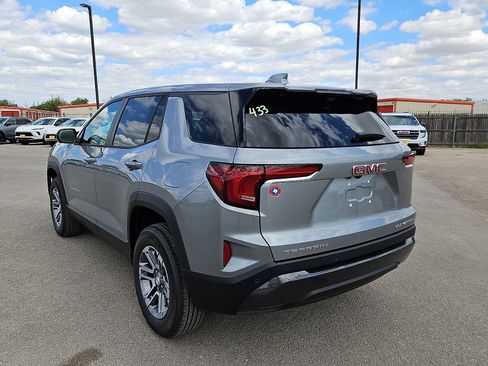New 2026 GMC Terrain Elevation w/ Technology Package II FWD image 3