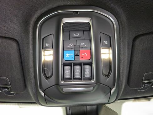 New 2026 Jeep Grand Cherokee Limited AWD/4WD image 14