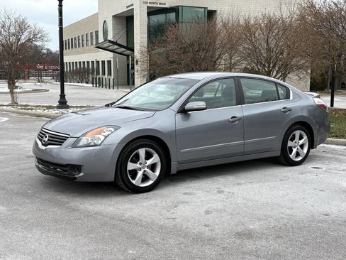 Used 2007 Nissan Altima 3.5 SE w/ Technology Pkg image 1