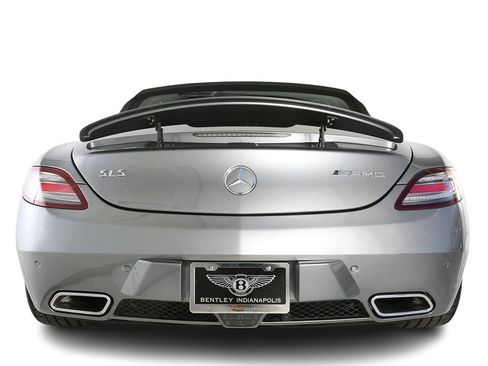 Used 2012 Mercedes-Benz SLS AMG Roadster image 8