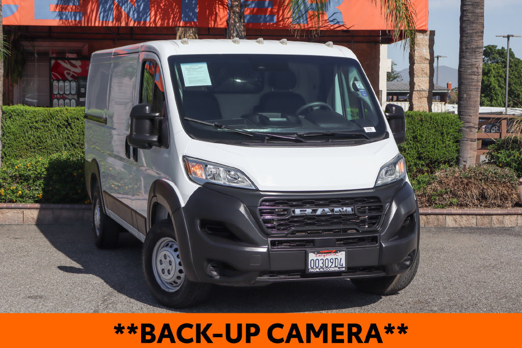 Used 2025 RAM ProMaster 2500 FWD image 2