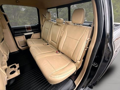 Used 2016 Ford F150 Lariat w/ Trailer Tow Package image 24