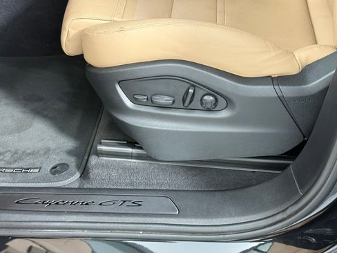 Used 2025 Porsche Cayenne GTS image 14