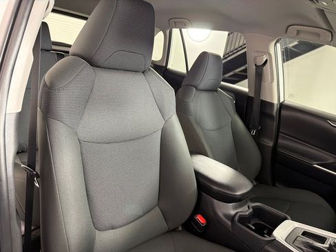 Used 2025 Toyota RAV4 LE FWD image 24