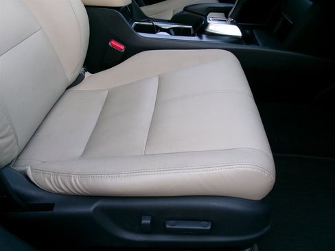 Used 2013 Honda Crosstour EX-L image 15