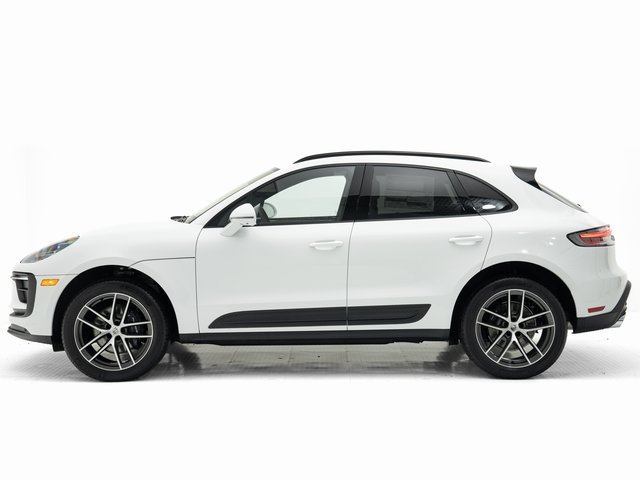 Certified 2026 Porsche Macan AWD/4WD image 2