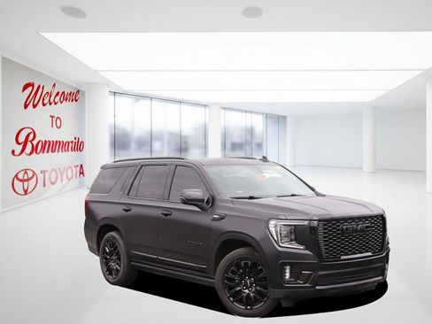 Used 2023 GMC Yukon Denali Ultimate AWD/4WD image 2