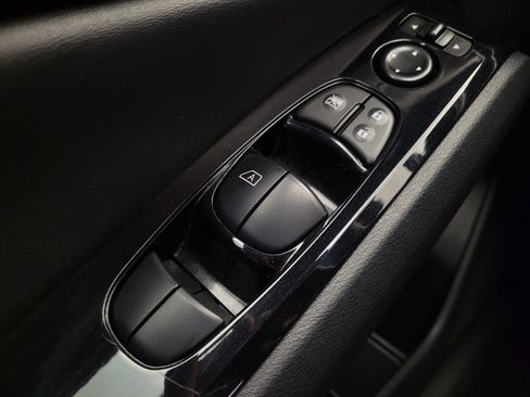 Used 2023 Nissan Altima 2.5 SV image 27