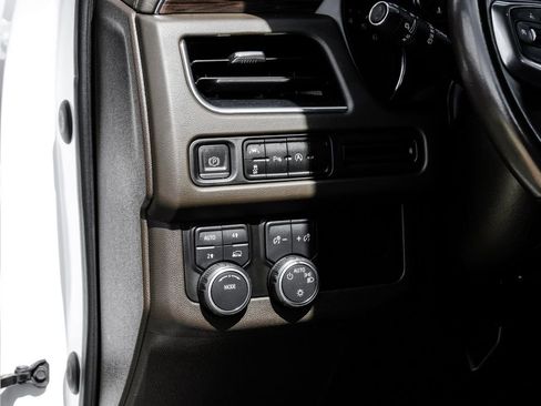 Used 2023 Chevrolet Tahoe LS image 25