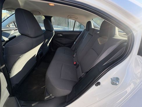 Used 2021 Toyota Corolla LE w/ Carpet Mat Package (TMS) image 23