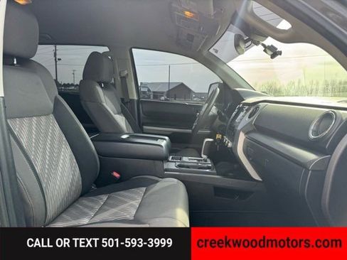 Used 2020 Toyota Tundra SR5 w/ SR5 Upgrade Package image 11