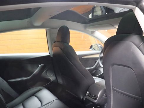 Used 2023 Tesla Model 3 Performance image 63