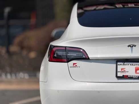 Used 2022 Tesla Model 3 Long Range image 14