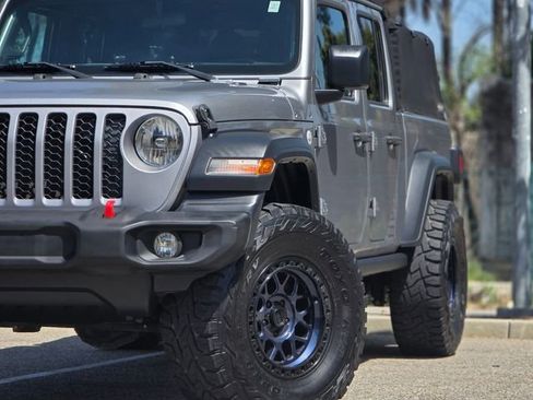 Used 2020 Jeep Gladiator Sport w/ Quick Order Package 24S AWD/4WD image 25