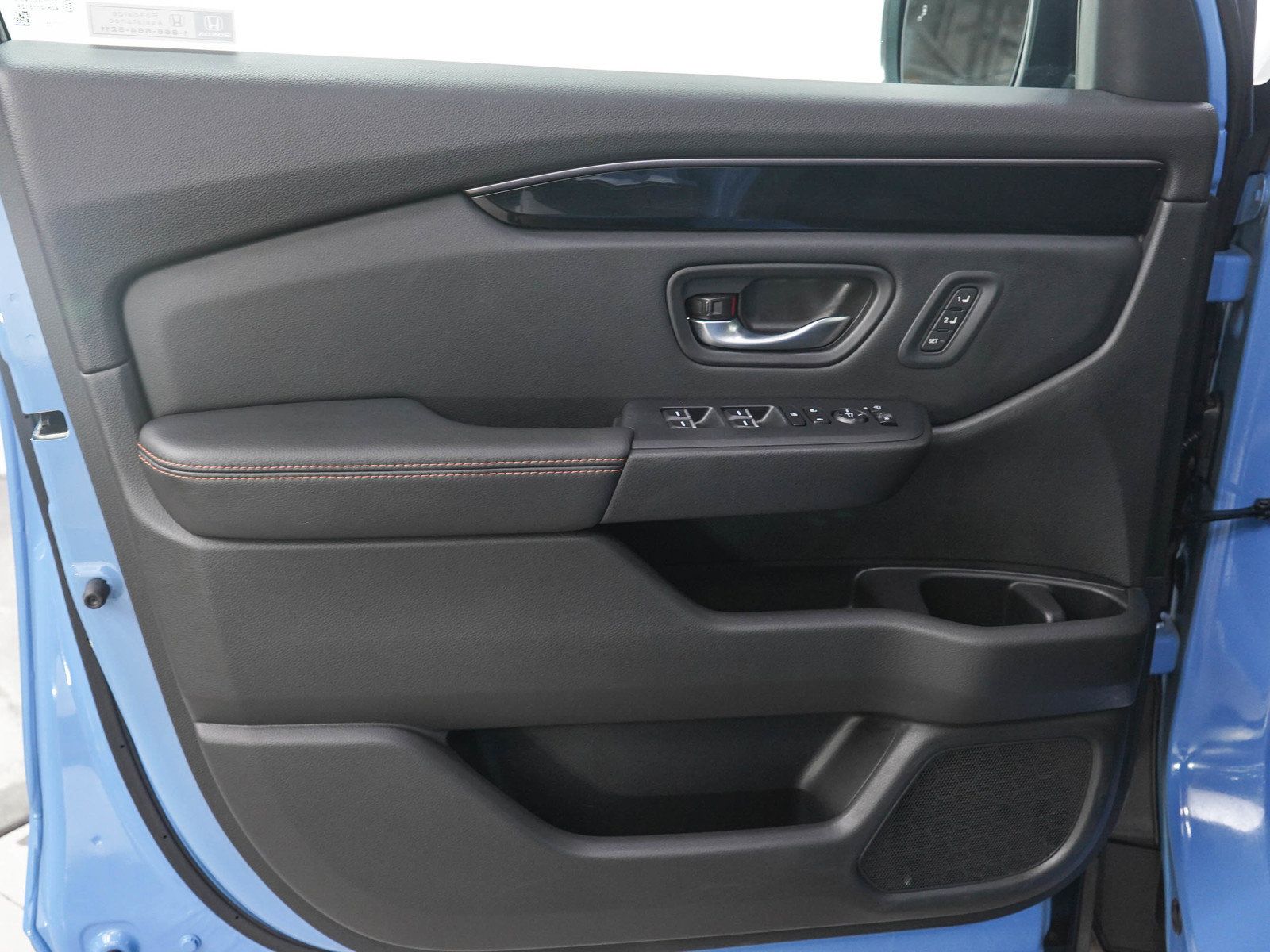 Used 2025 Honda Pilot TrailSport image 21