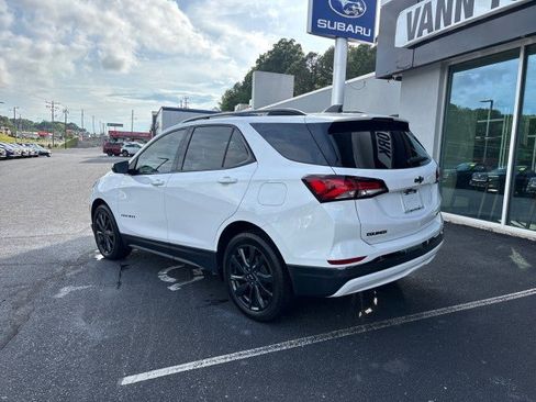 Used 2023 Chevrolet Equinox RS AWD/4WD image 2
