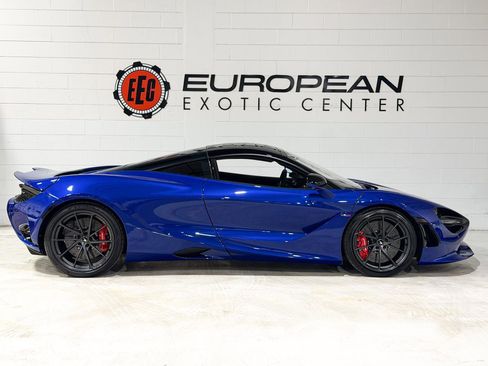 Used 2024 McLaren 750S image 6