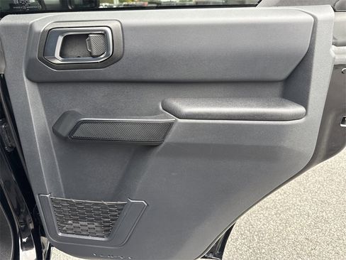 Used 2025 Ford Bronco Big Bend image 17