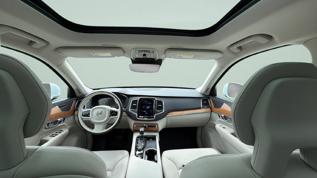 Used 2022 Volvo XC90 T5 Momentum w/ Protection Package Premier FWD image 28