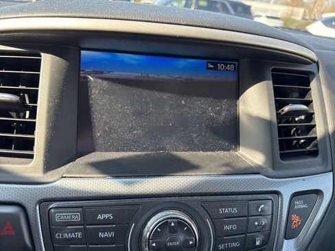 Used 2018 Nissan Pathfinder SL w/ SL Premium Package image 18