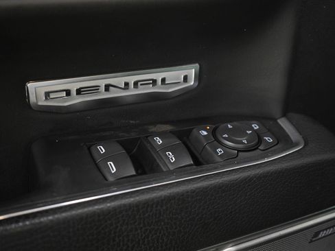 Used 2023 GMC Sierra 1500 Denali w/ Technology Package AWD/4WD image 21