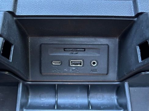 Used 2021 GMC Sierra 2500 Denali w/ Denali Ultimate Package image 30