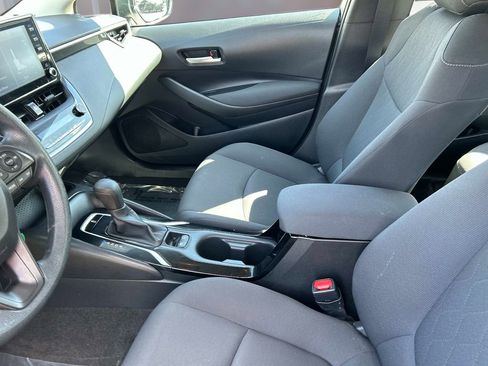 Used 2020 Toyota Corolla LE image 21