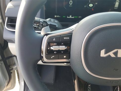 New 2026 Kia Carnival SX image 19