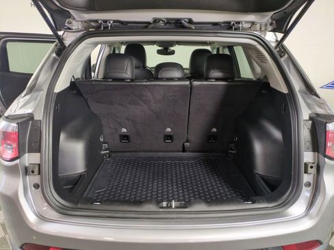 Used 2018 Jeep Compass Limited w/ Navigation Group image 23