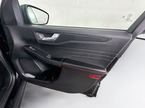 Used 2025 Ford Escape ST-Line FWD image 30
