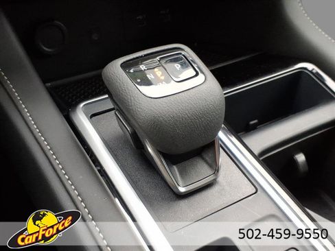 Used 2024 Nissan Pathfinder SL image 24