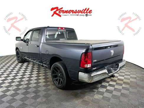 Used 2017 RAM 1500 Classic SLT image 5
