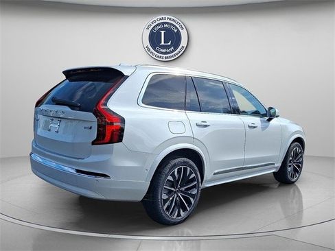 New 2026 Volvo XC90 B6 Plus w/ Protection Package Premier image 4