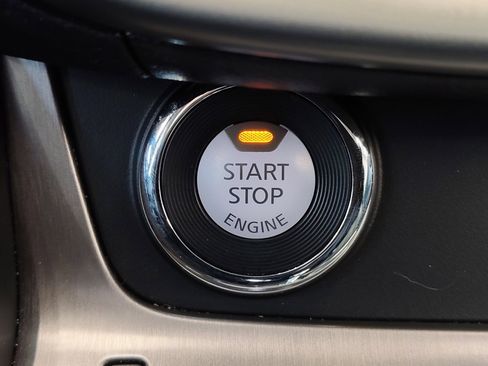 Certified 2024 Nissan Murano SV w/ SV Midnight Edition Package FWD image 33
