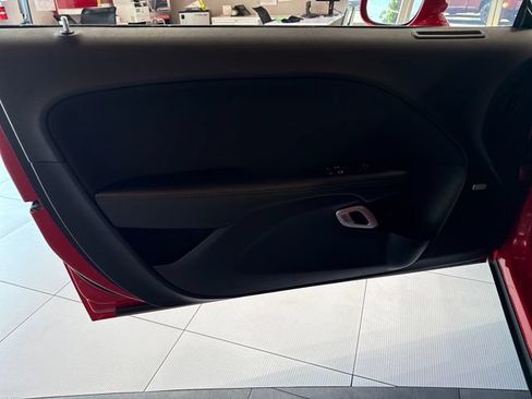 Used 2017 Dodge Challenger R/T Scat Pack RWD image 15