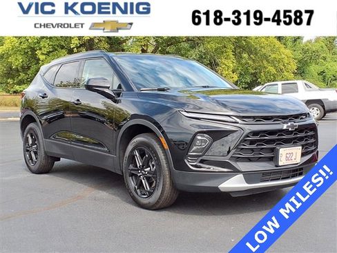 Used 2023 Chevrolet Blazer LT w/ Convenience Package image 1
