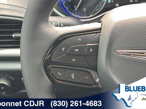 New 2026 Chrysler Pacifica Select w/ S Appearance Package FWD image 22