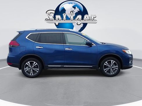 Used 2018 Nissan Rogue SL w/ Premium Package image 10