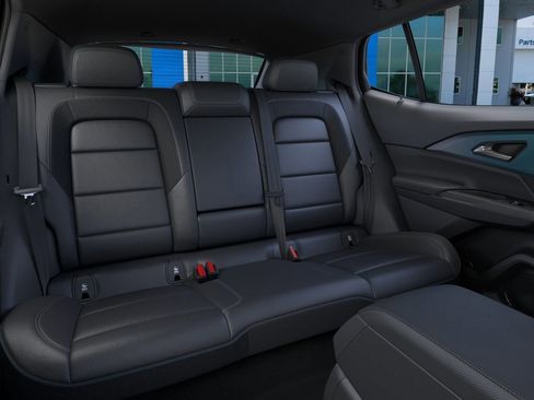 New 2026 Chevrolet Equinox EV LT image 17