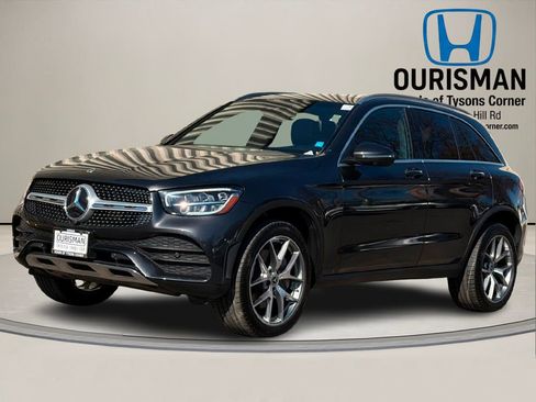 Used 2022 Mercedes-Benz GLC 300 4MATIC w/ AMG Line image 2